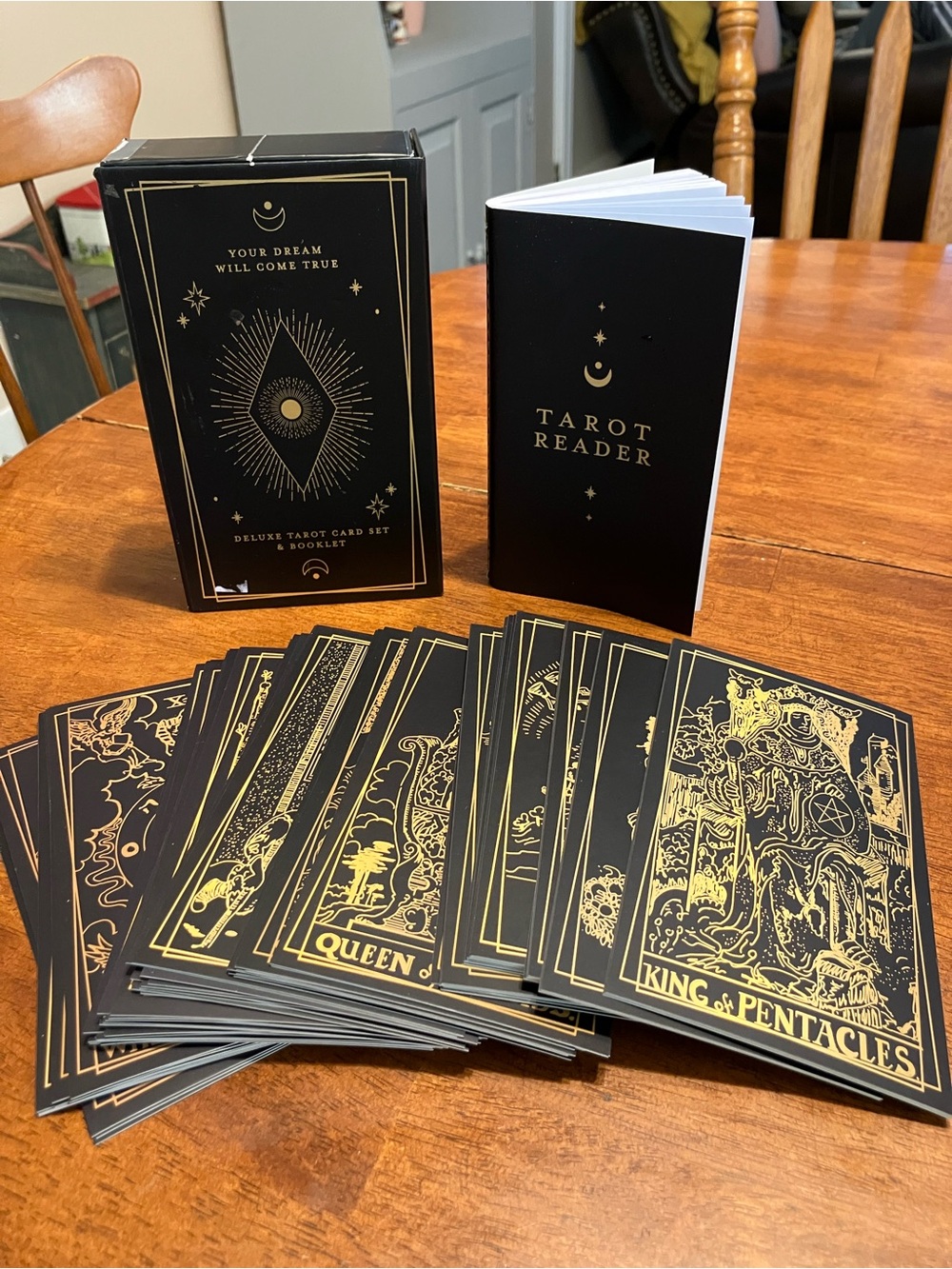 Deluxe Tarot Card Set w Booklet - New super cool n fun!